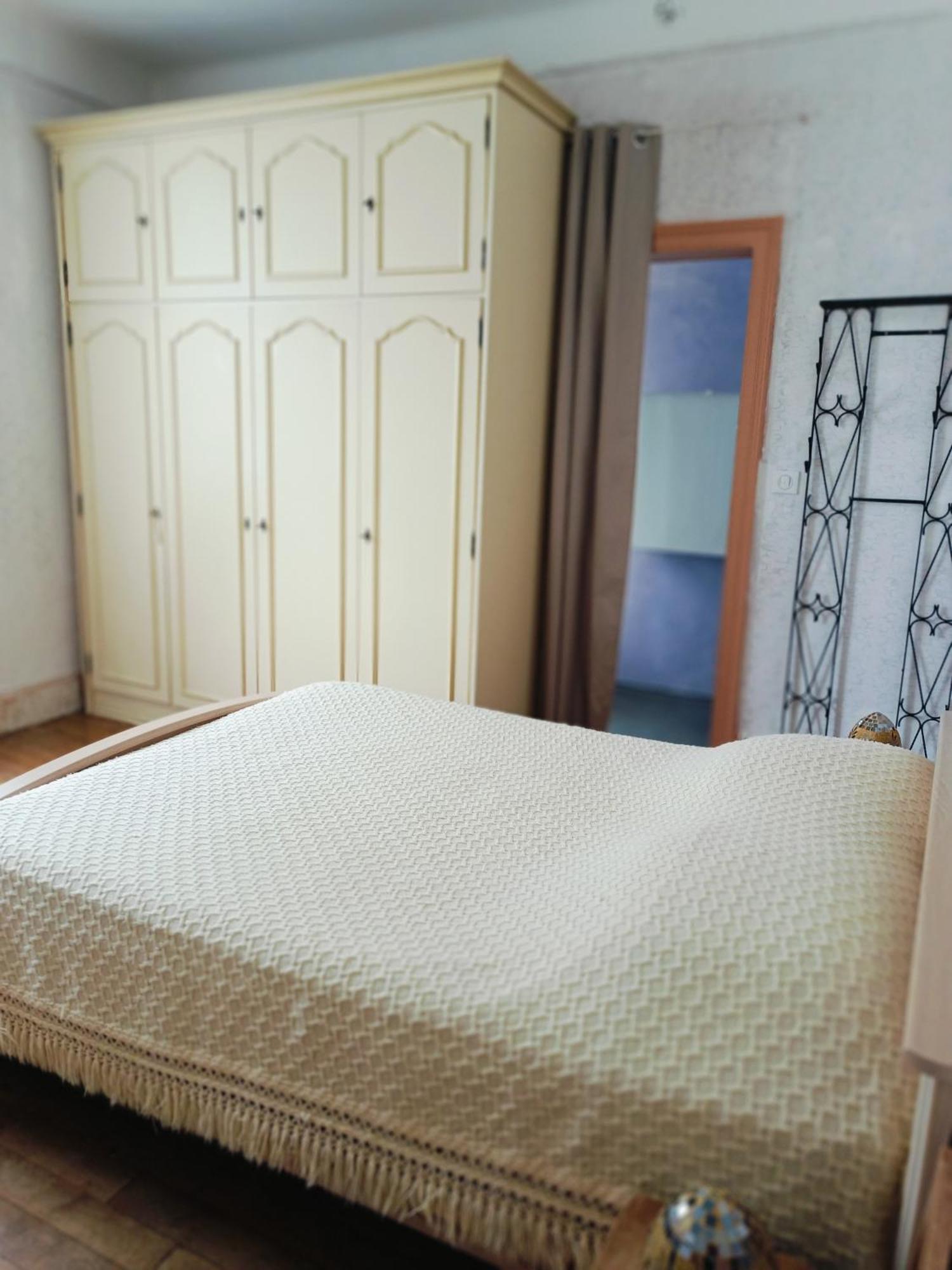 Chambre D'Hote Dans Maison Atypique Possibilite 1 Lit Supplementaire Pour 15 Euros Sancoins Bagian luar foto